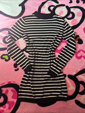 Forever 21 Black And White Striped Long Sleeved Dress